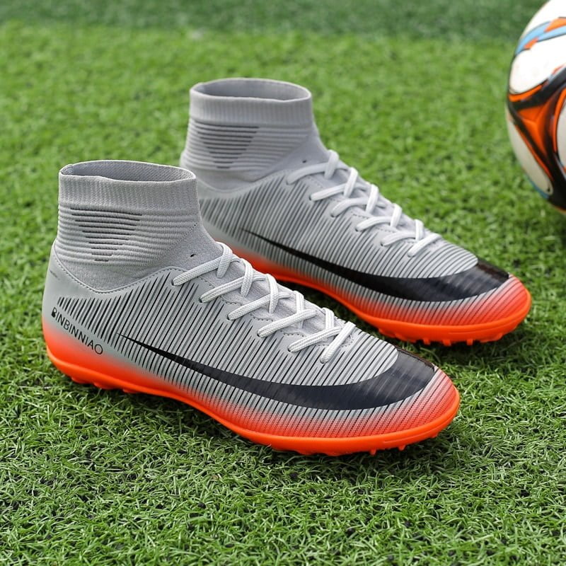 Fotbollsskor (Stl. 35-38) baebae.se De billigaste kläderna i Norden 7 Fotbollsskor (Stl. 35-38) baebae.se rea 7