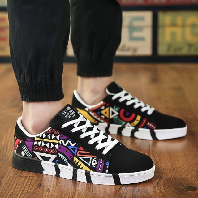 Graffiti Sneakers baebae.se De billigaste kläderna i Norden 8 Graffiti Sneakers baebae.se rea 8